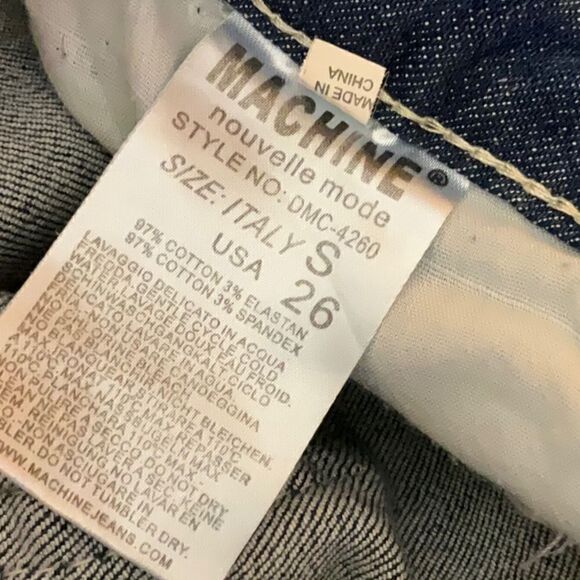 MACHINE BRAND distressed denim shorts in size small with roll up cuff - Picture 12 of 12